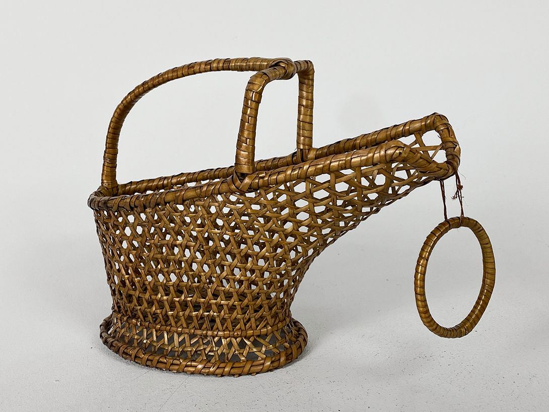 Foto Wicker Basket for Wine Bottles