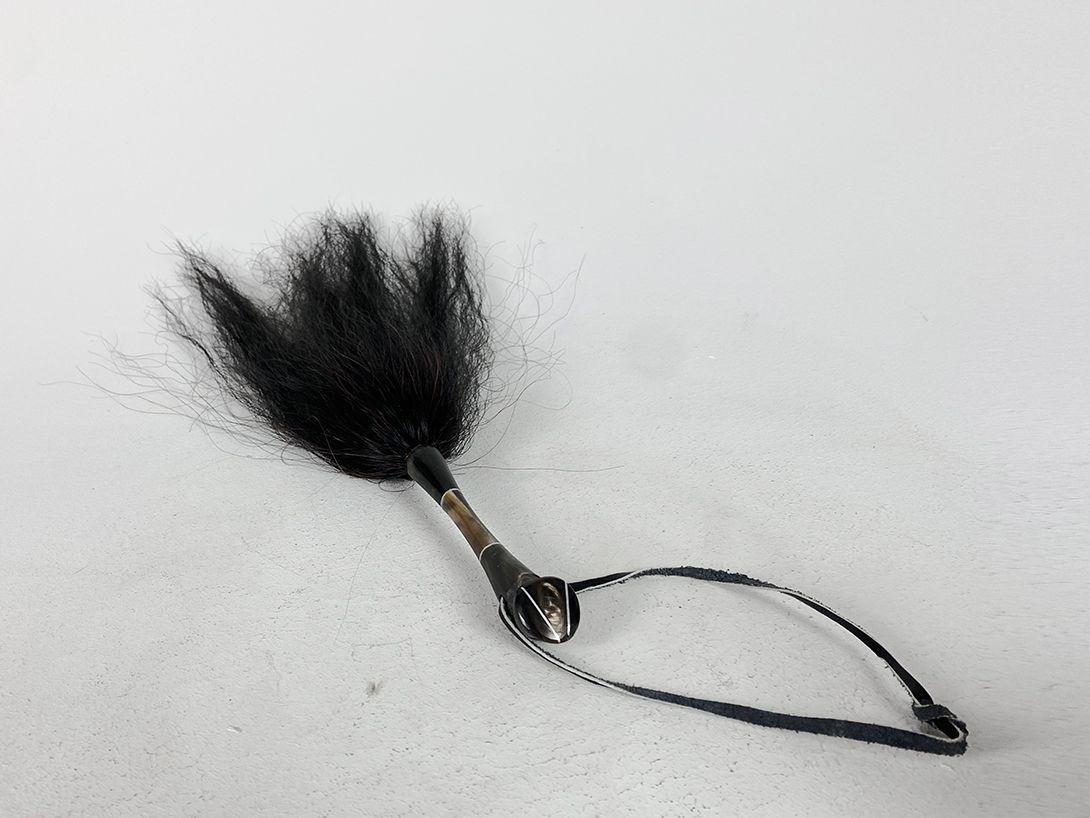 Foto Goat tail as fly swatter Ivory Coast 1950