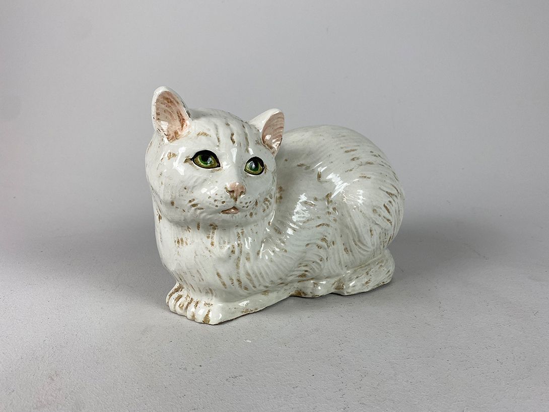 Foto White Ceramic Cat h20