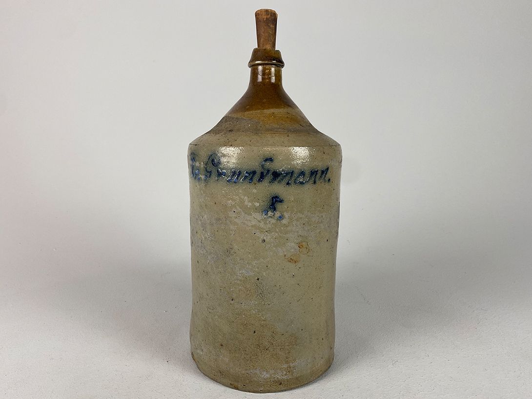 Foto Large Stoneware Bottle Grundmann h42