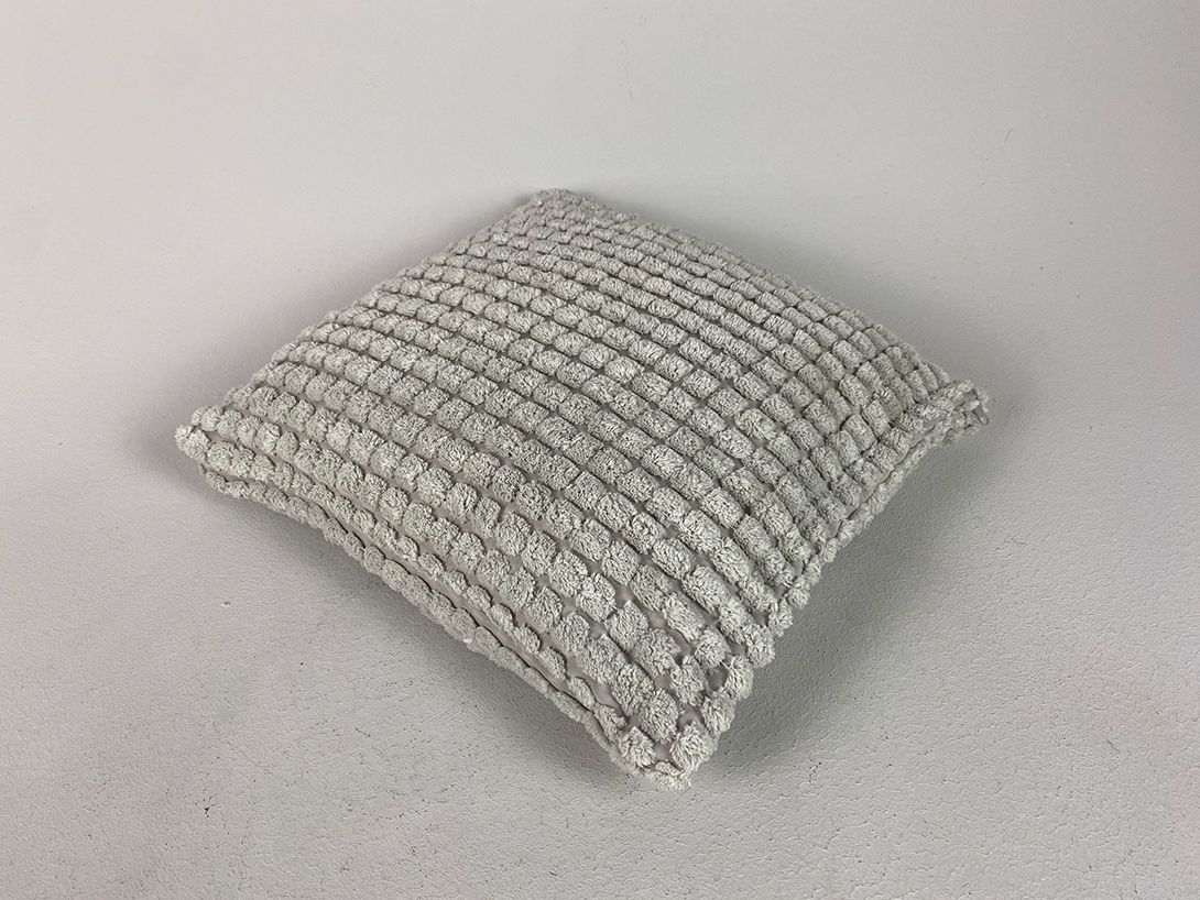 Foto Fluffy Grey Terrycloth Pillow 37x37cm