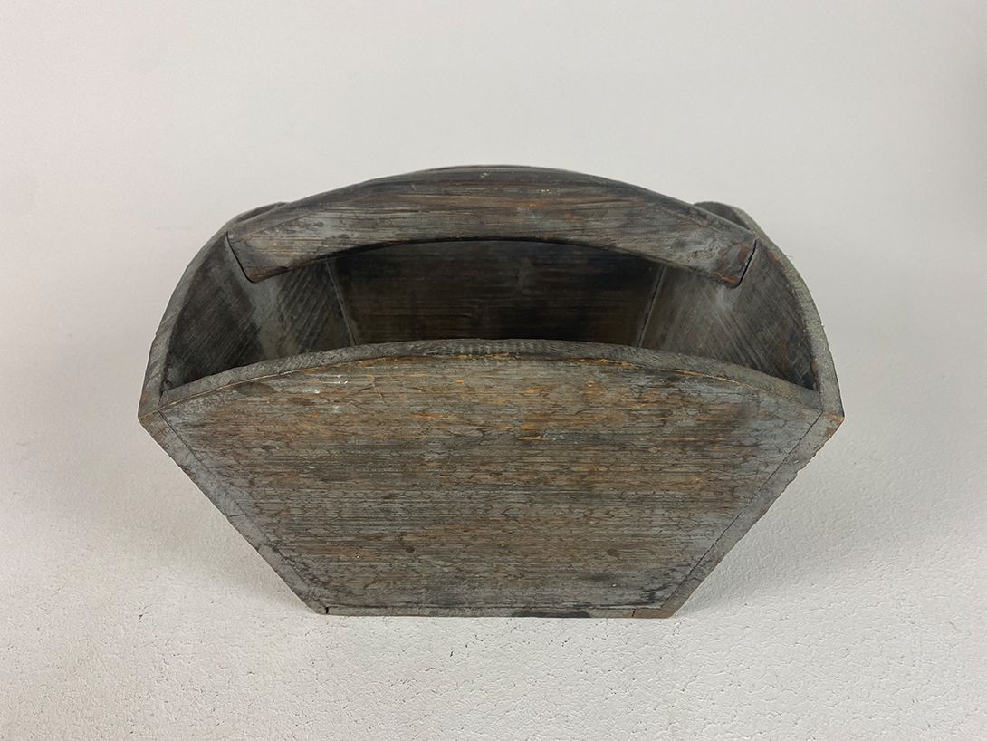 Foto Grey Wooden Basket h18