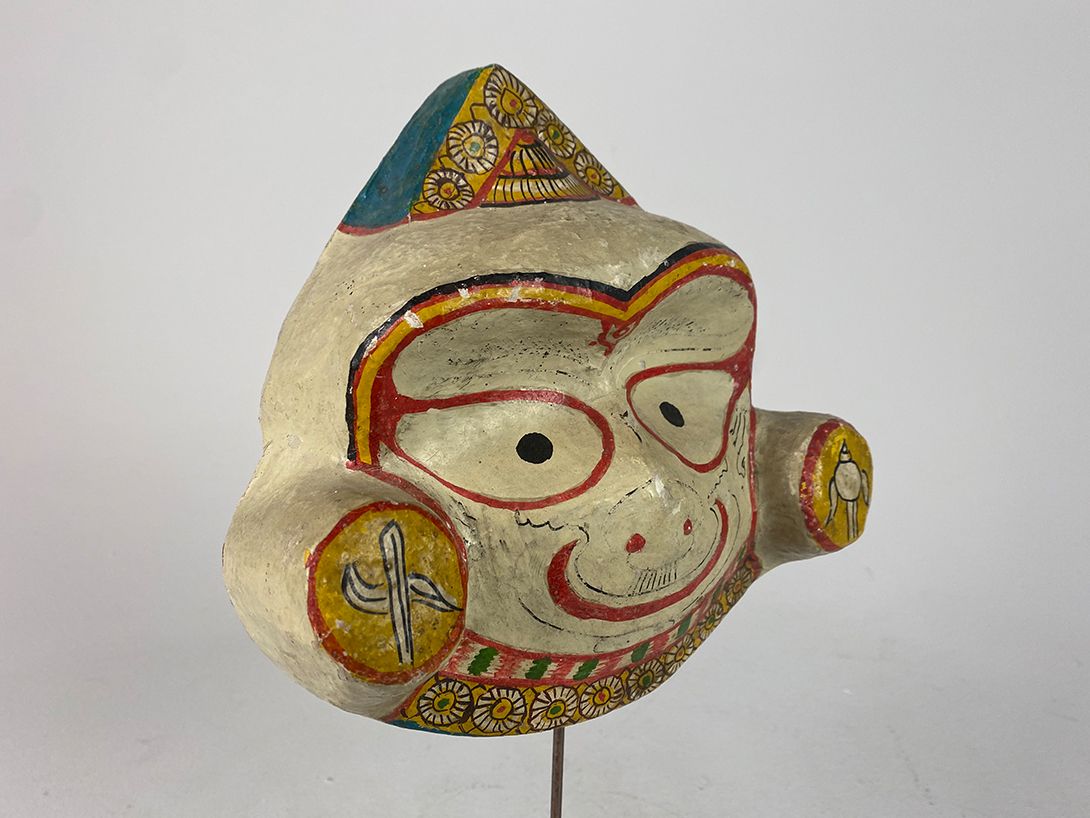Foto Colorful Cardboard Mask Thailand