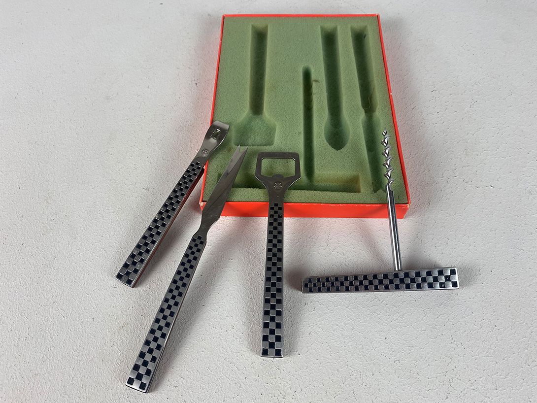 Foto Checkered Bar Set