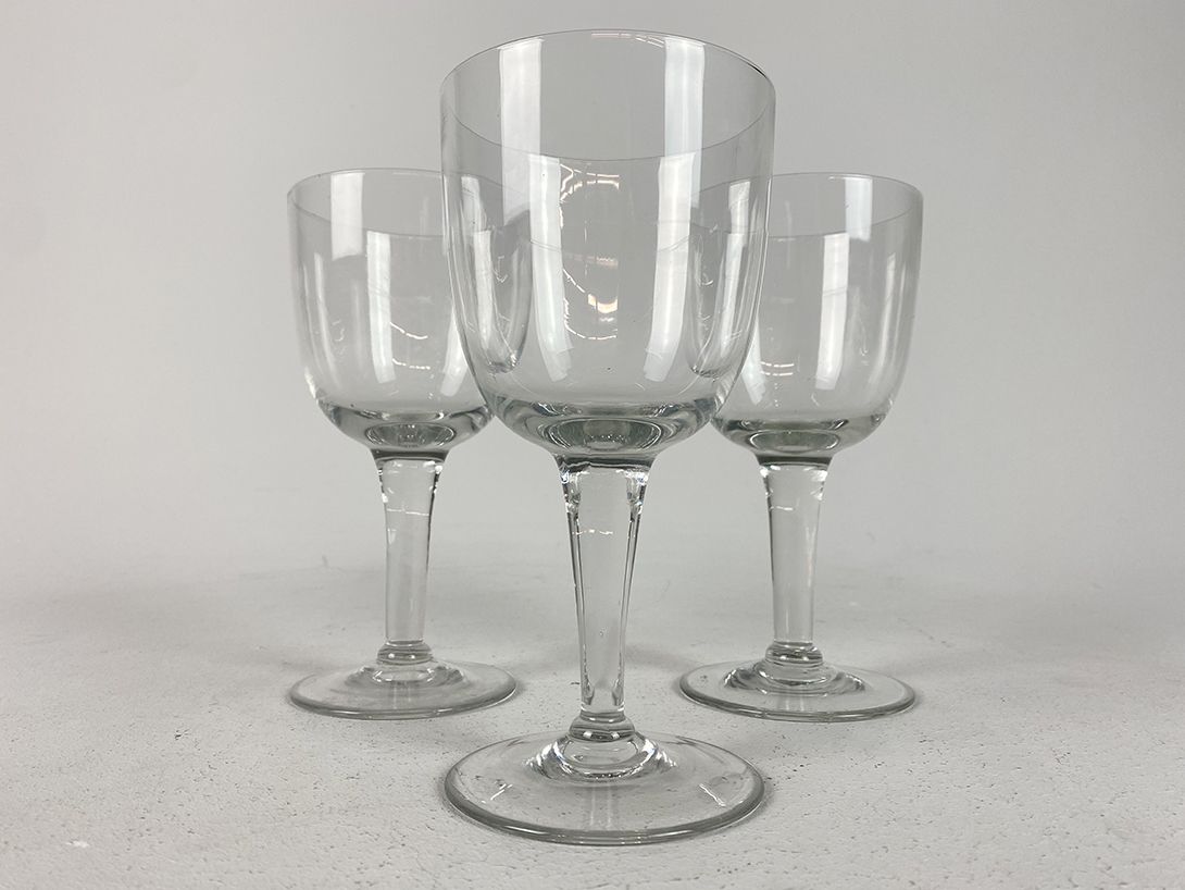 Foto Large Wine Glasses h19