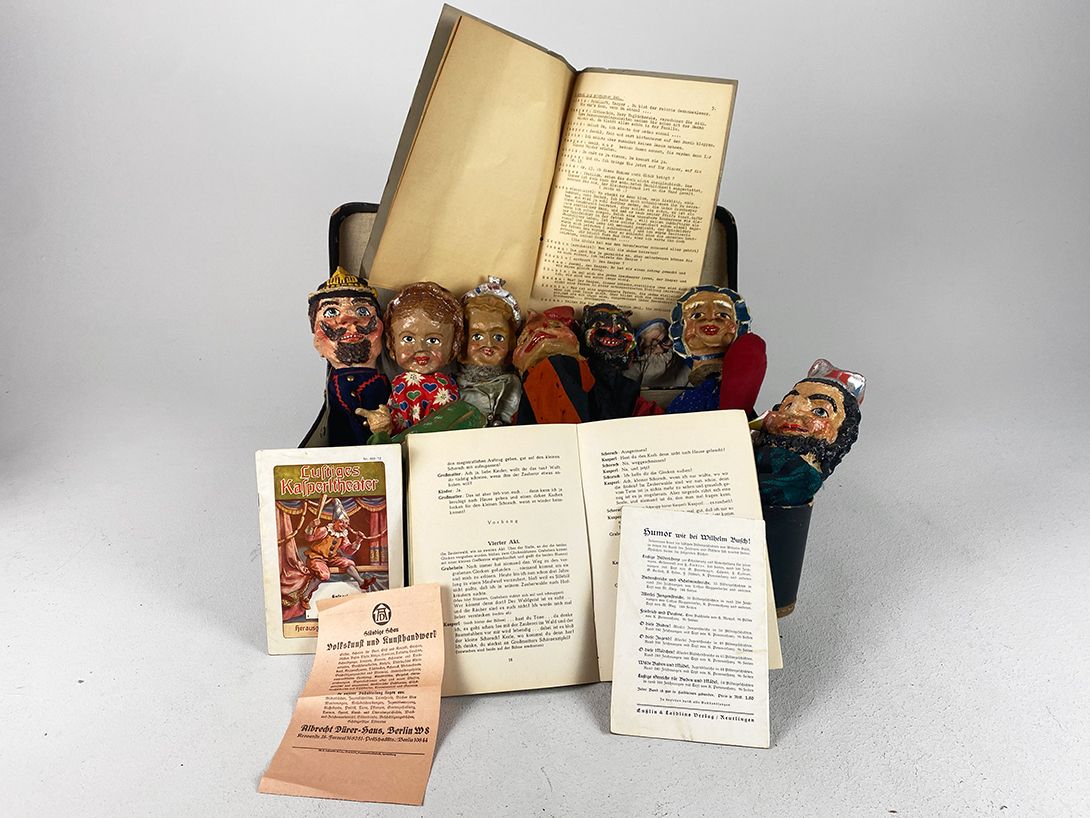 Foto 10 Old and Classic Hand Puppets Kasperle&#038;Seppel Munich 1942