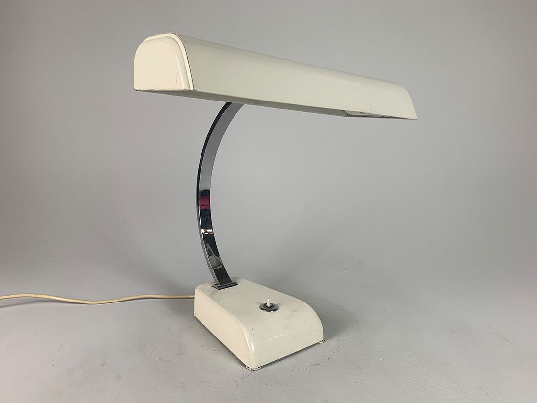 Foto White Metal Desk Lamp US Air Force Berlin 1963 h40