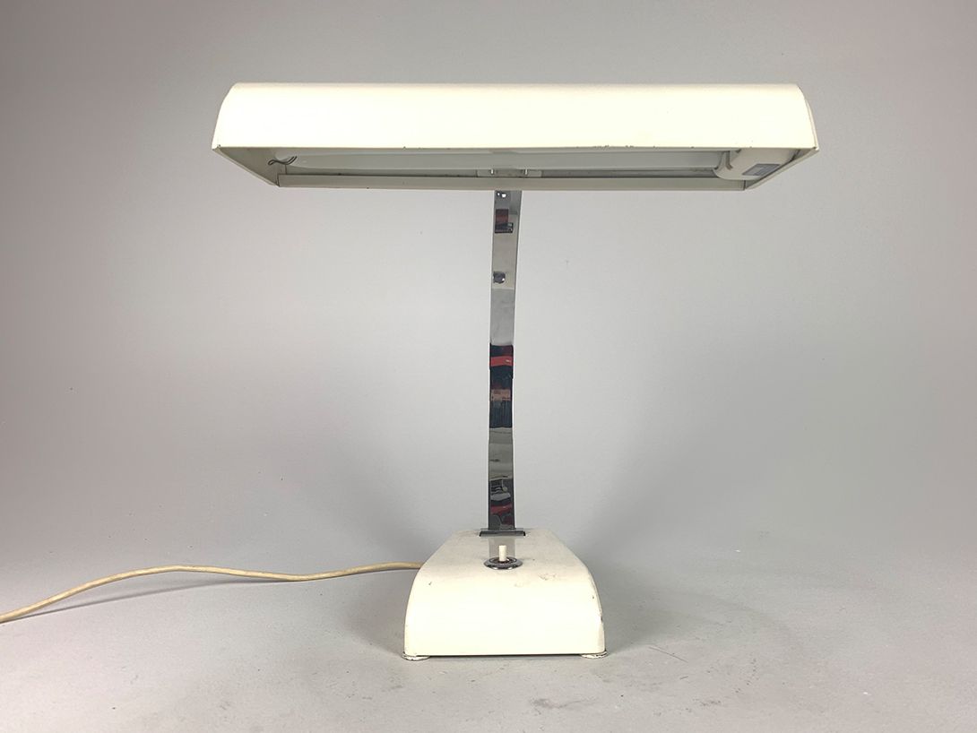 Foto White Metal Desk Lamp US Air Force Berlin 1963 h40