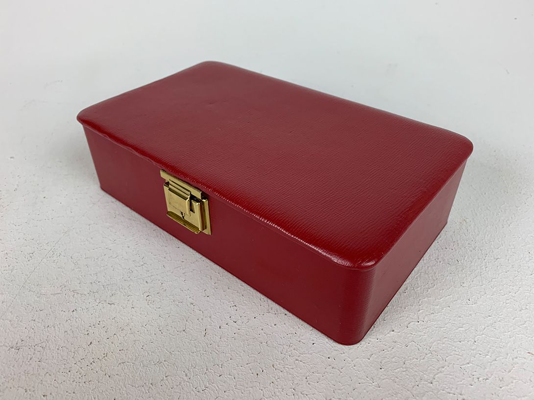 Foto Red Leather Jewelry Case 22x13cm