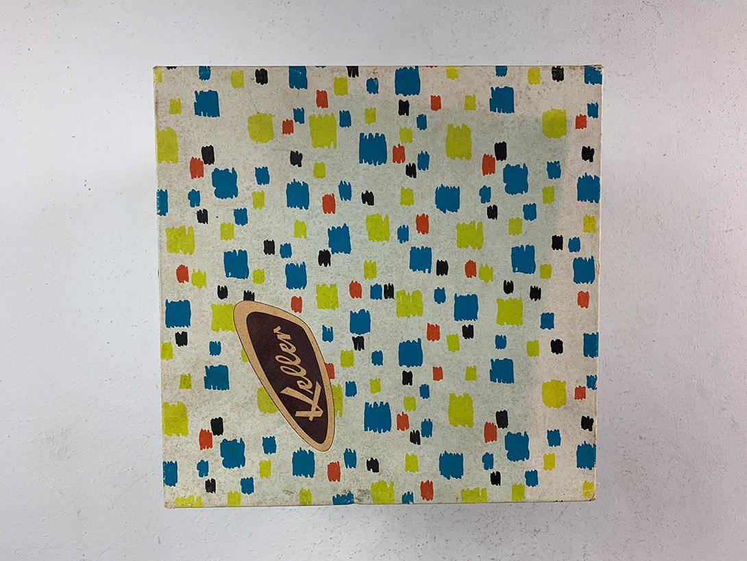 Foto Keller Cardboard Box with Colorful Pattern 1951 h22x22cm