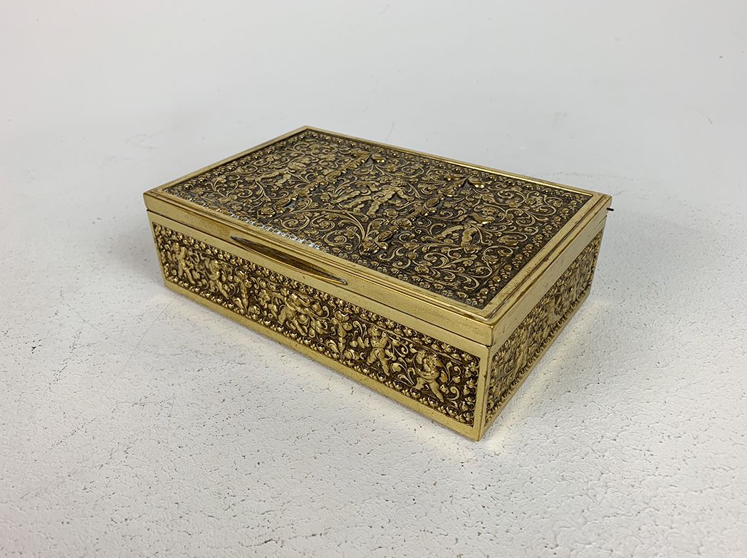 Foto Brass Metal Box with Cherubs 20x13cm