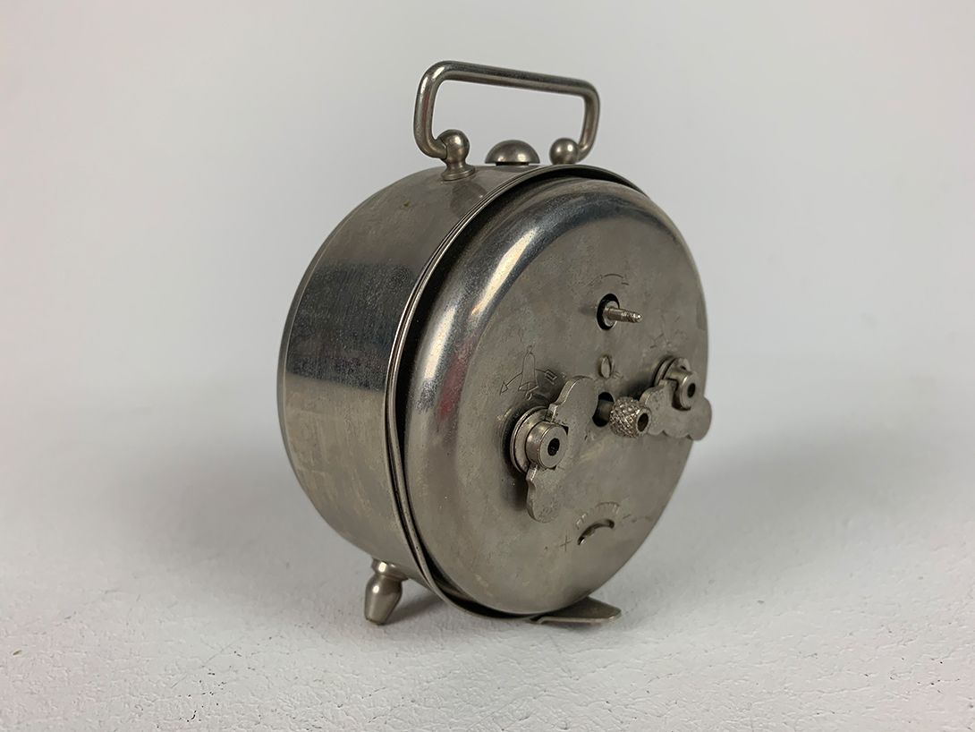 Foto Peter Repeat Alarm Table Clock h12