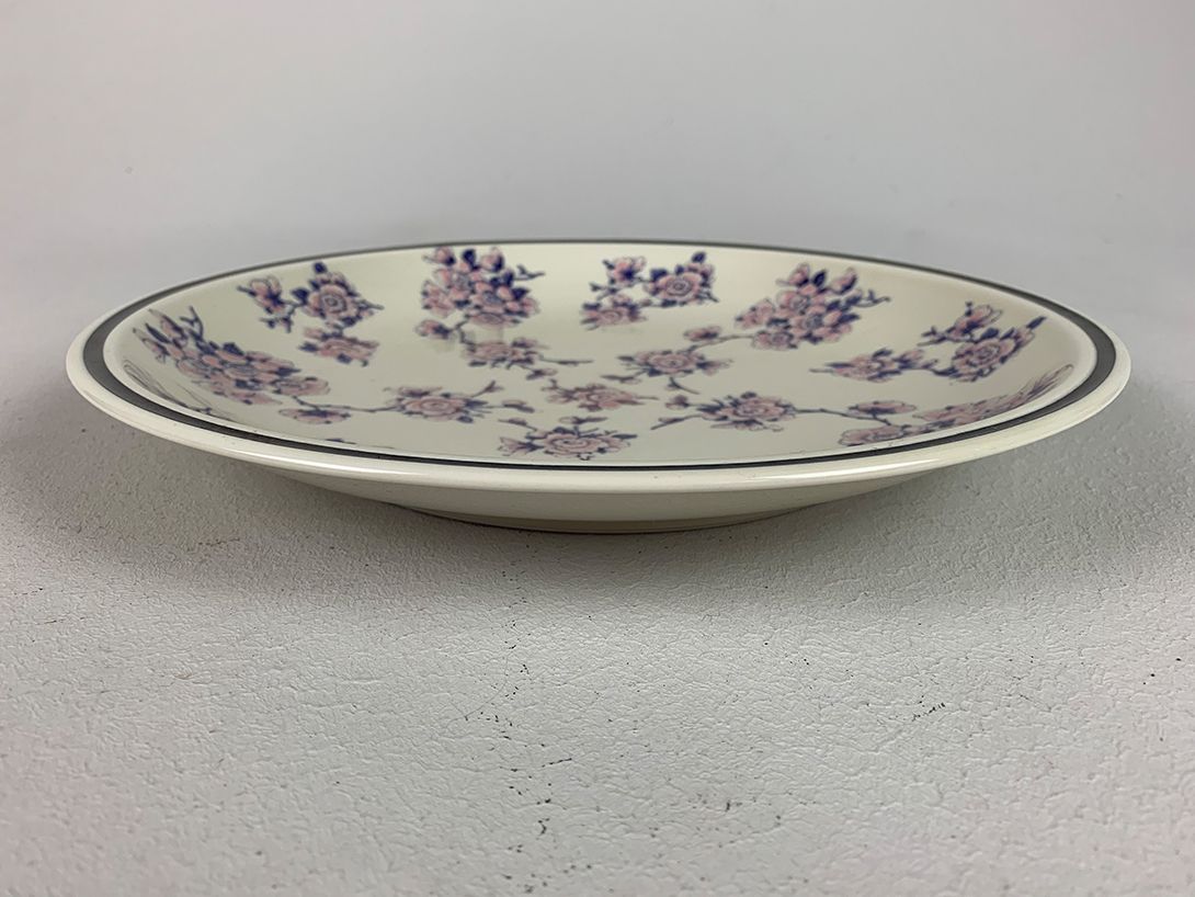 Foto Large Plate with Pale Pink Roses ø29