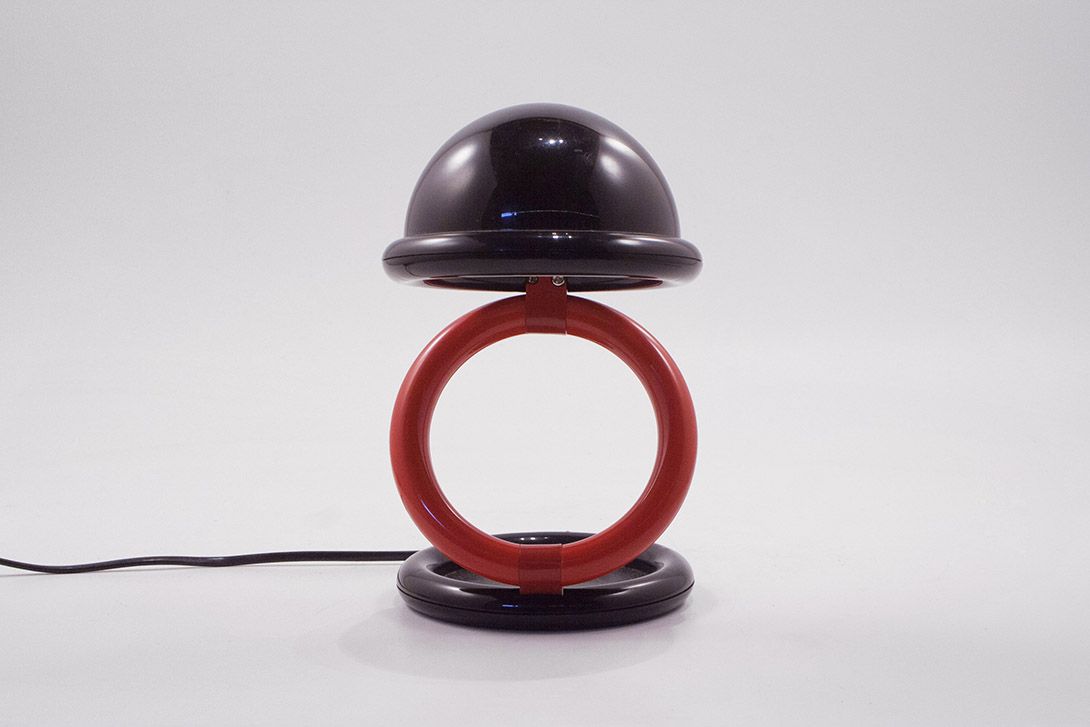 Foto Small Plastic Foldable Desk Lamp Black and Red h28