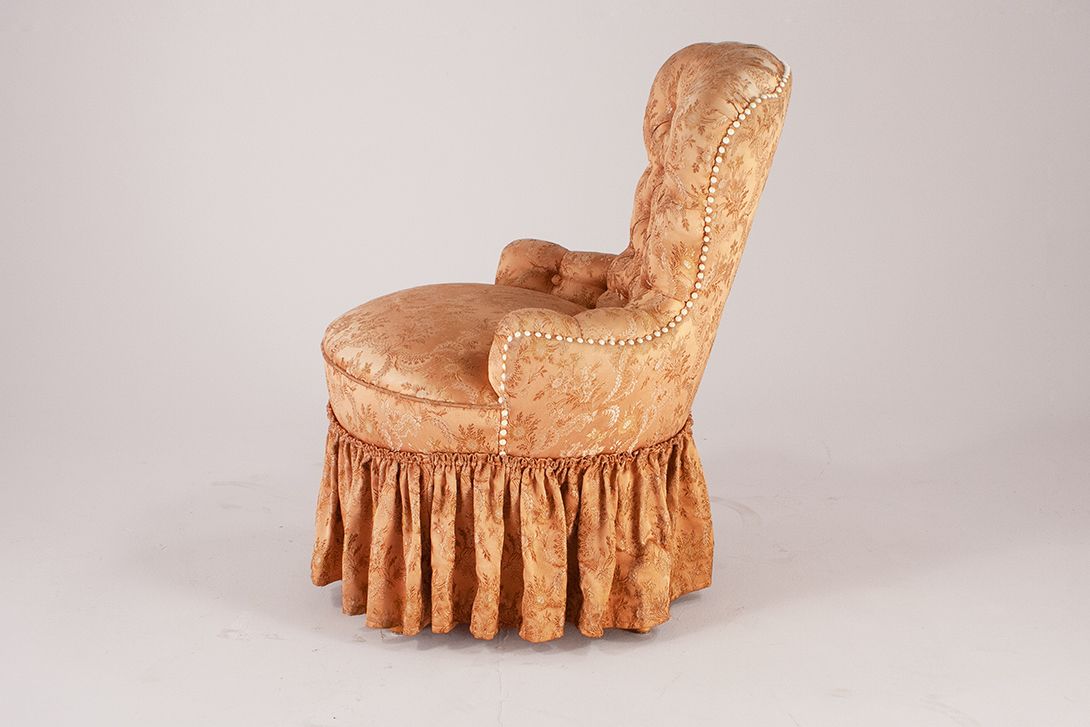 Foto Fancy Upholstered Lady Chair