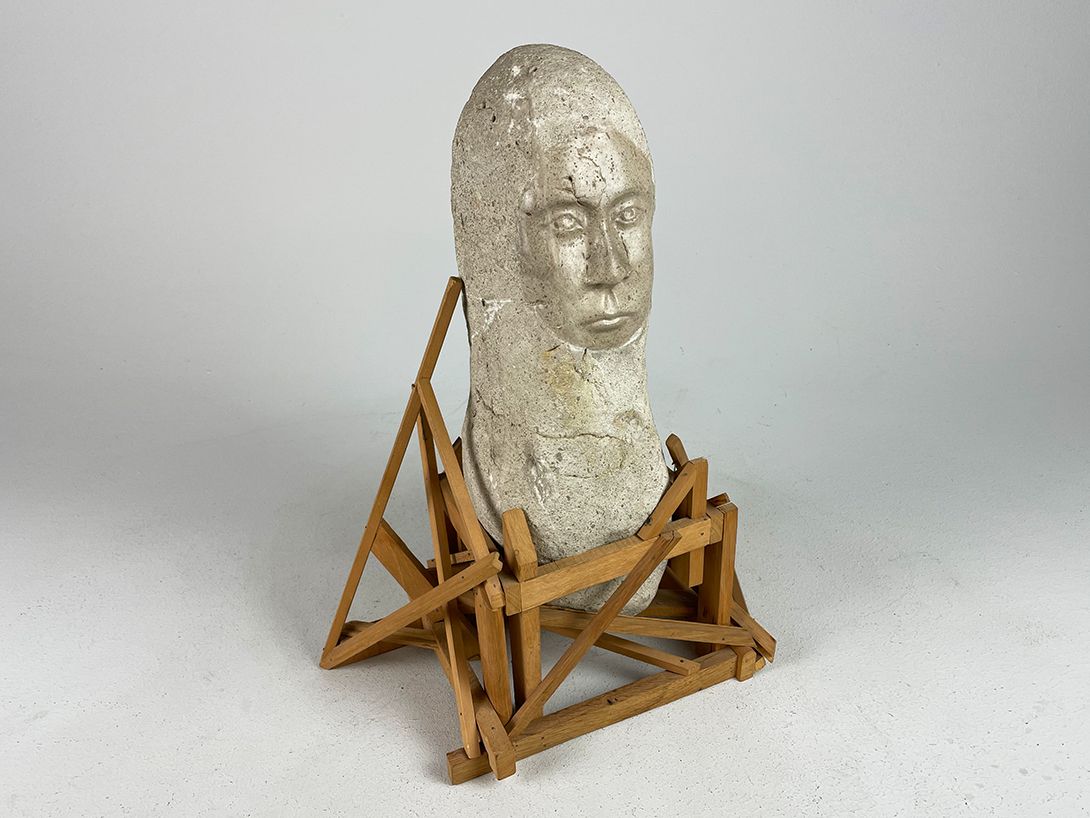 Foto Huge Knight Head under Construction