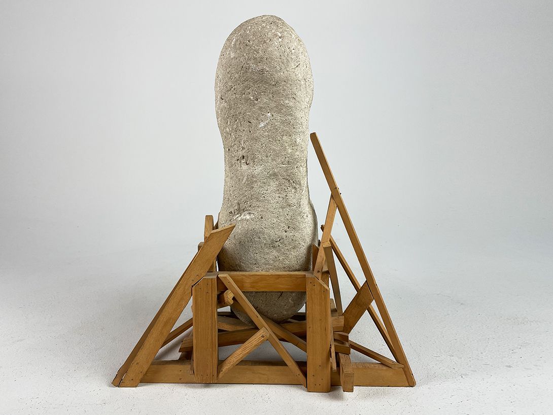 Foto Huge Knight Head under Construction