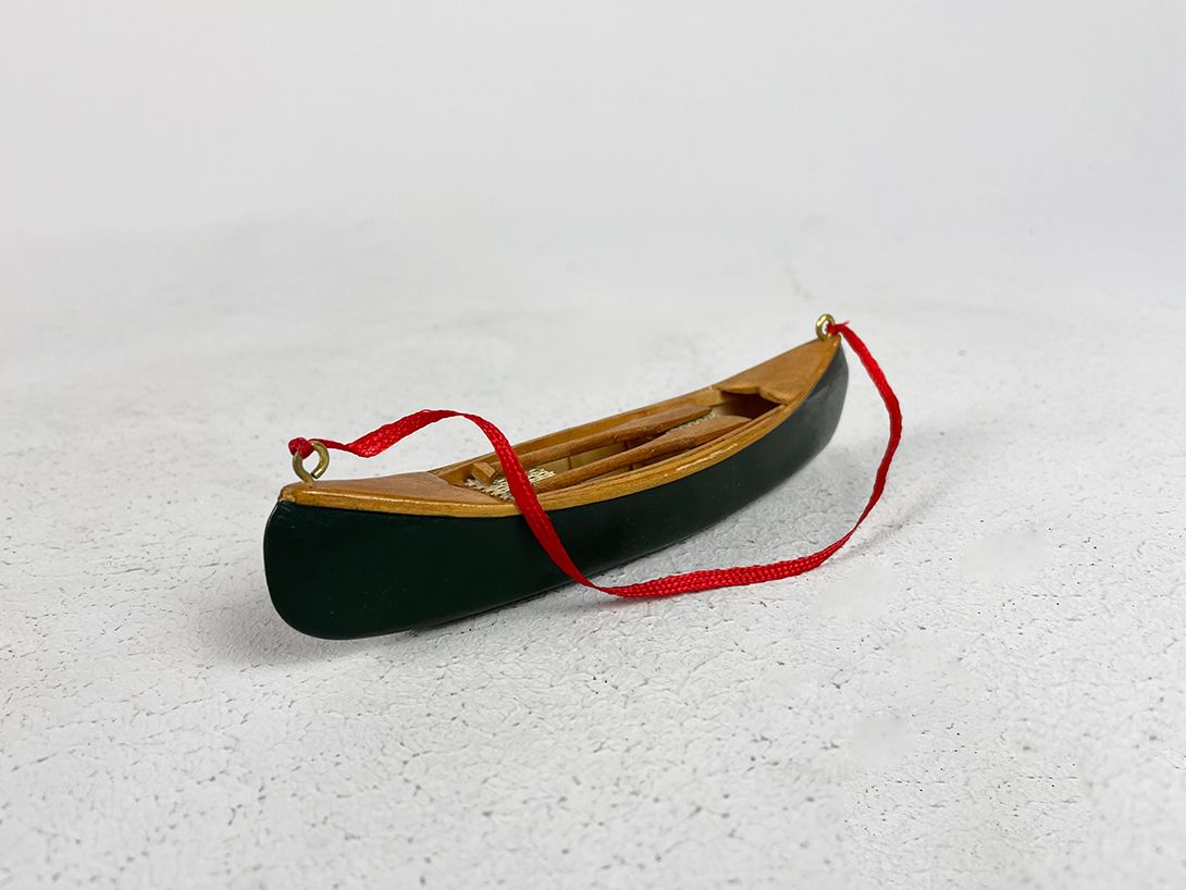 Foto Tiny Toy Canoe