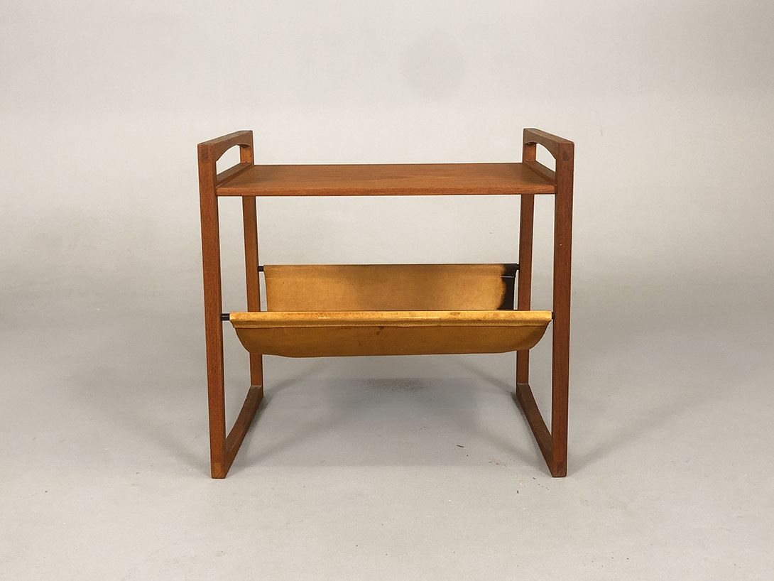 Foto Teak Newspaper Rack and Side Table h45x47x29