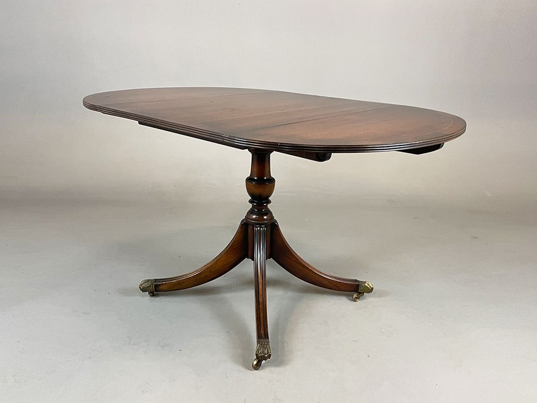 Foto Dark Brown Foldable Dining Table h76x136x92