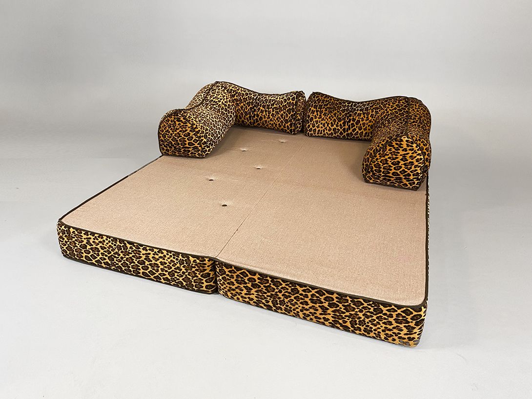Foto Leopard Daybed Sofa
