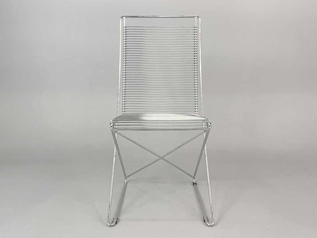 Foto Futuristic Chrome Wire Chair