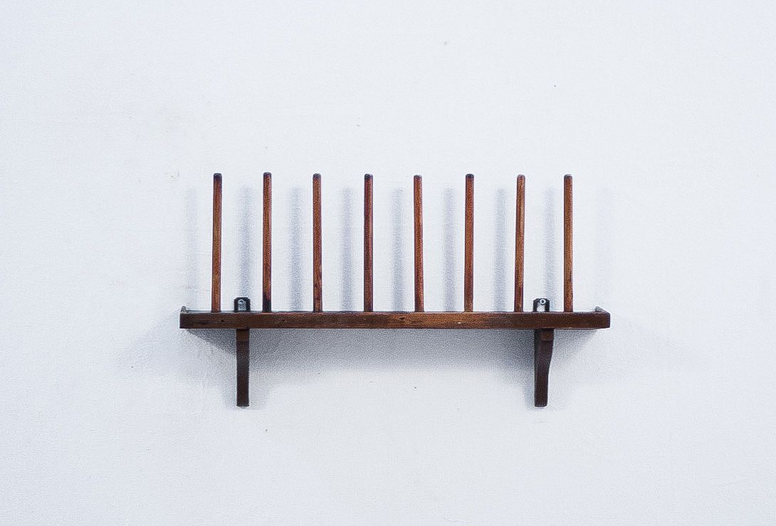 Foto Wooden Rack for Belts, Chains or Towels