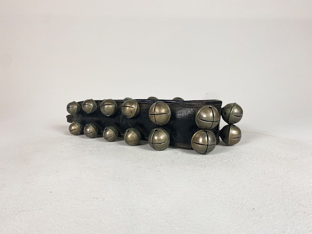 Foto Cow Belt with Bells 81&#215;9