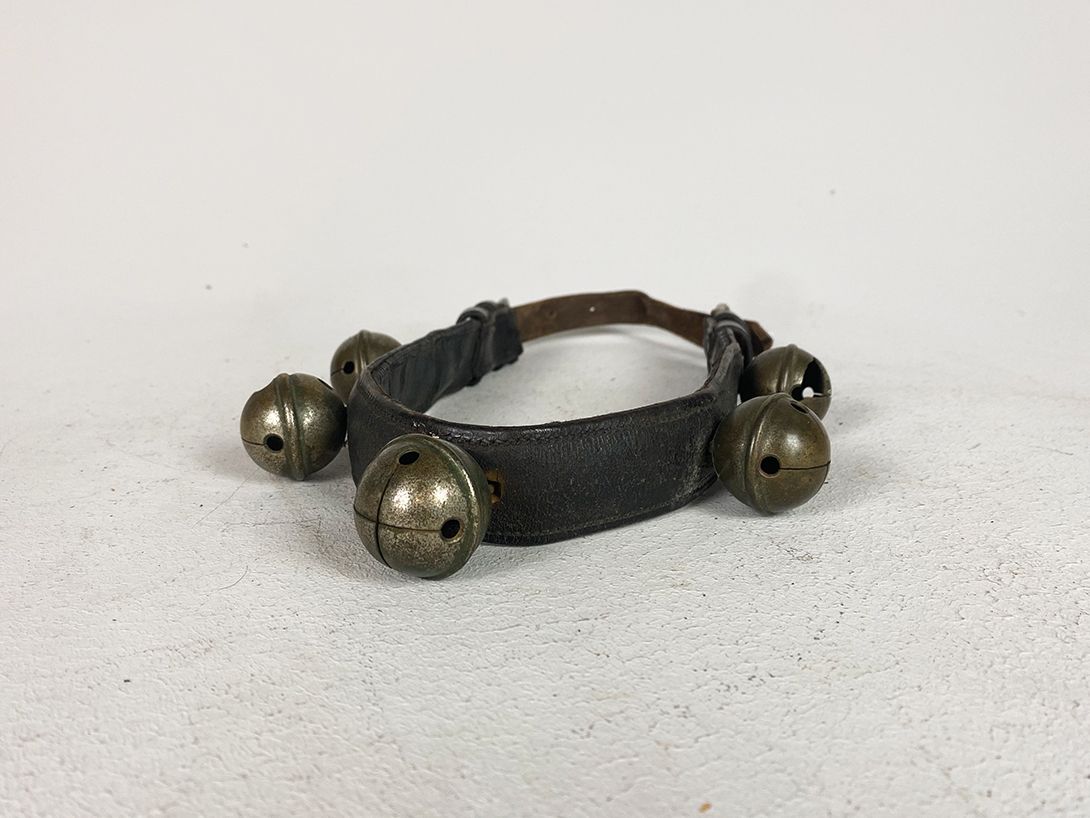 Foto Cow Belt with Bells h44x20