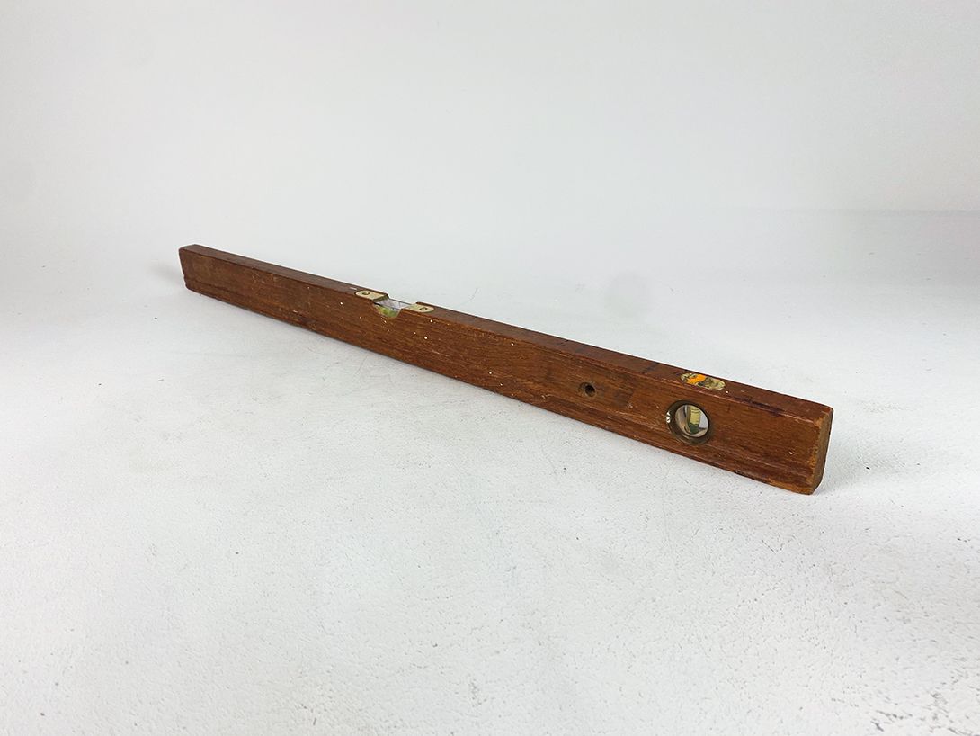 Foto Teak Water Scale