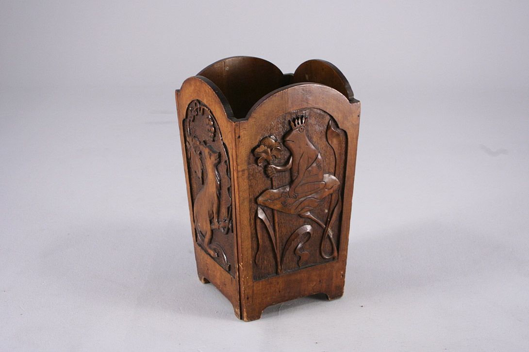 Foto Engraved Wooden Fairytale Paper Bin