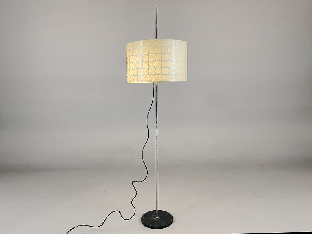 Foto Funky 1970s Lamp with Height Adjustable Leather Shade h161 G1