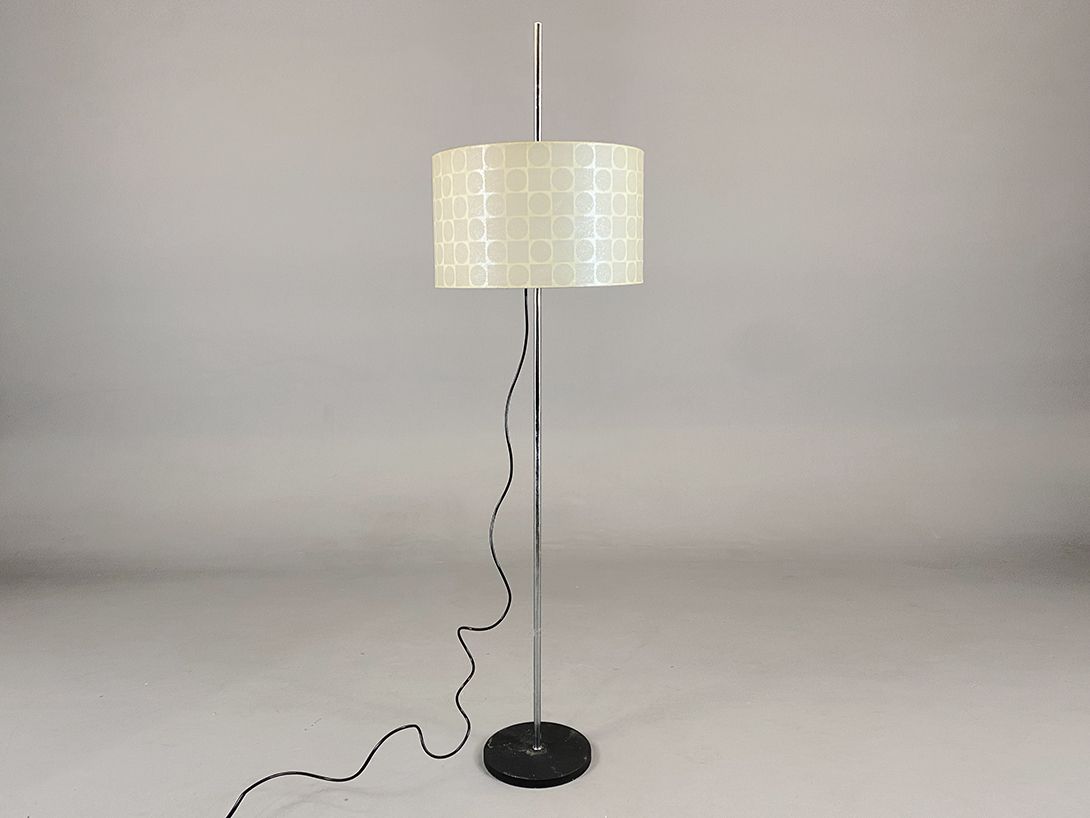 Foto Funky 1970s Lamp with Height Adjustable Leather Shade h161 G1