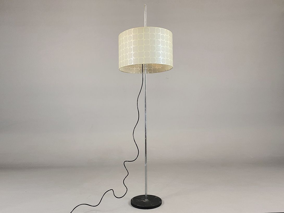 Foto Funky 1970s Lamp with Height Adjustable Leather Shade h161 G1