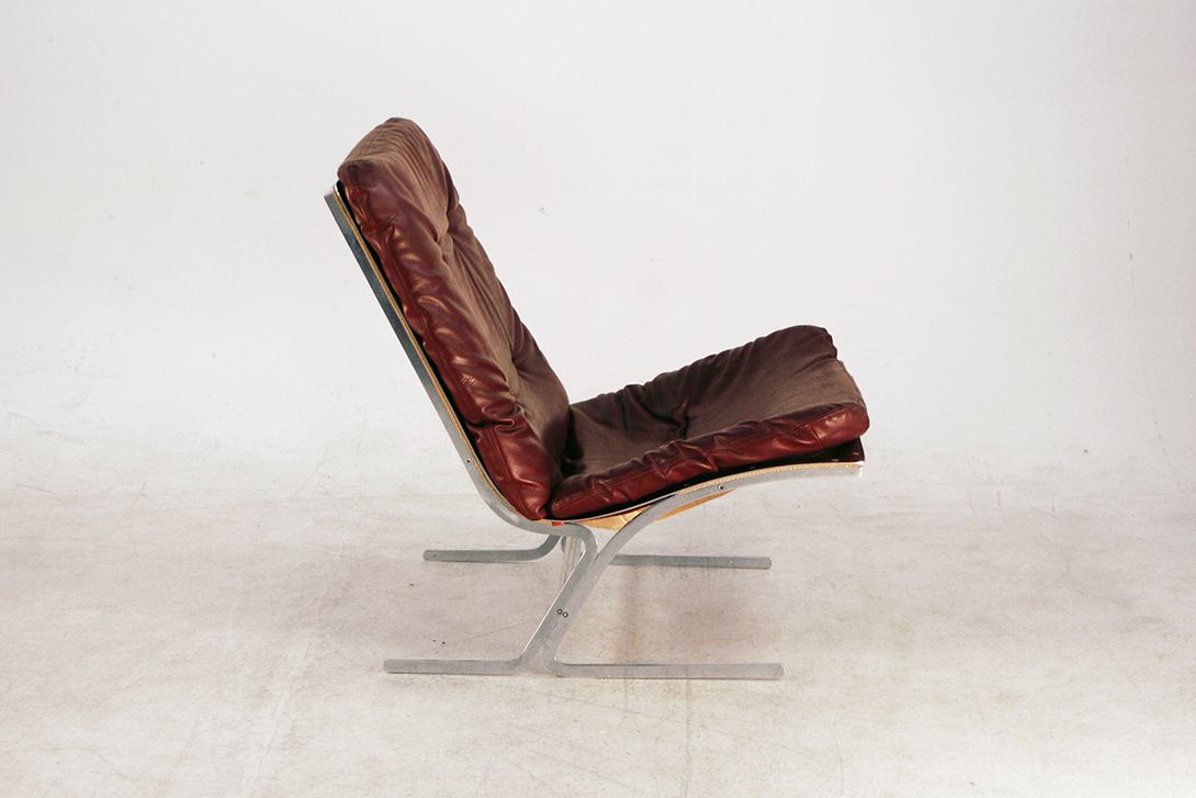 Foto Brown Leather Lounge Swinger