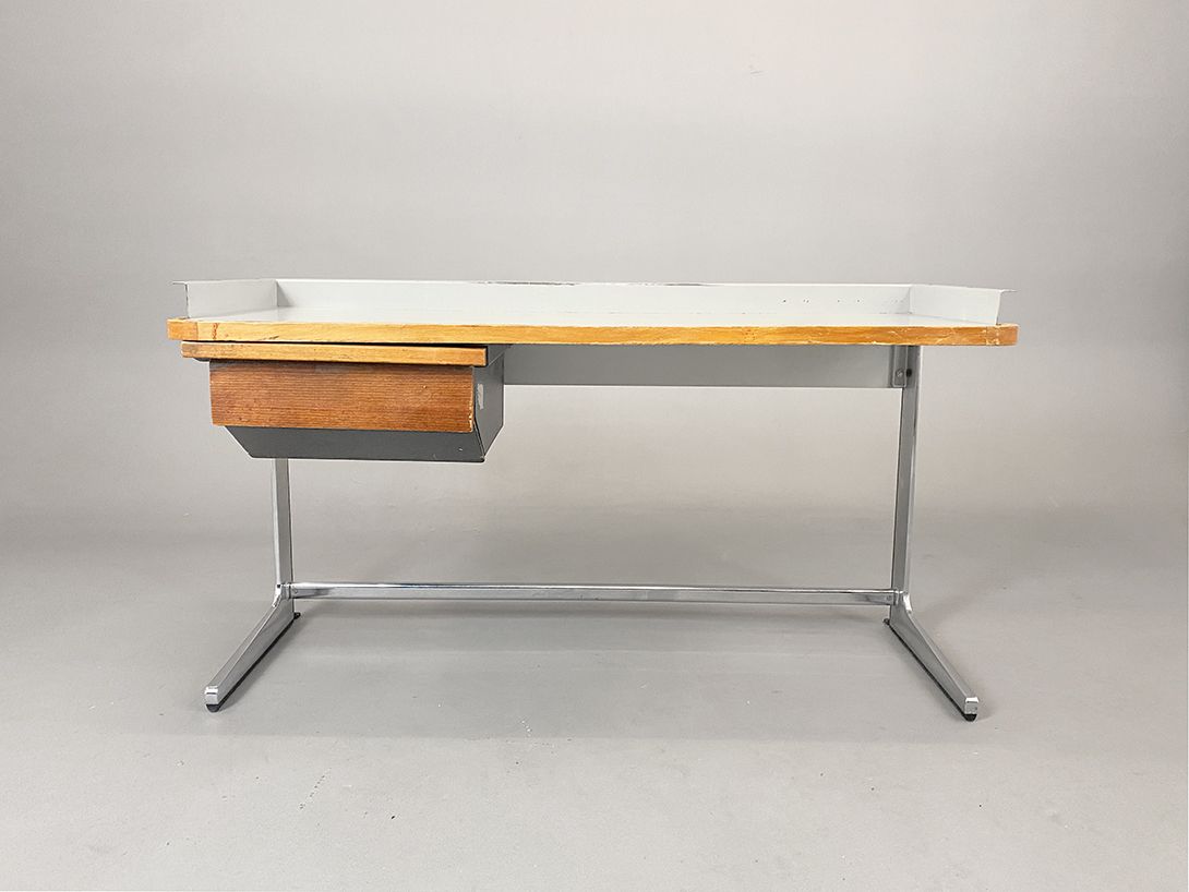 Foto Low George Nelson Side Desk Action Office for Typewriter h66x126x50