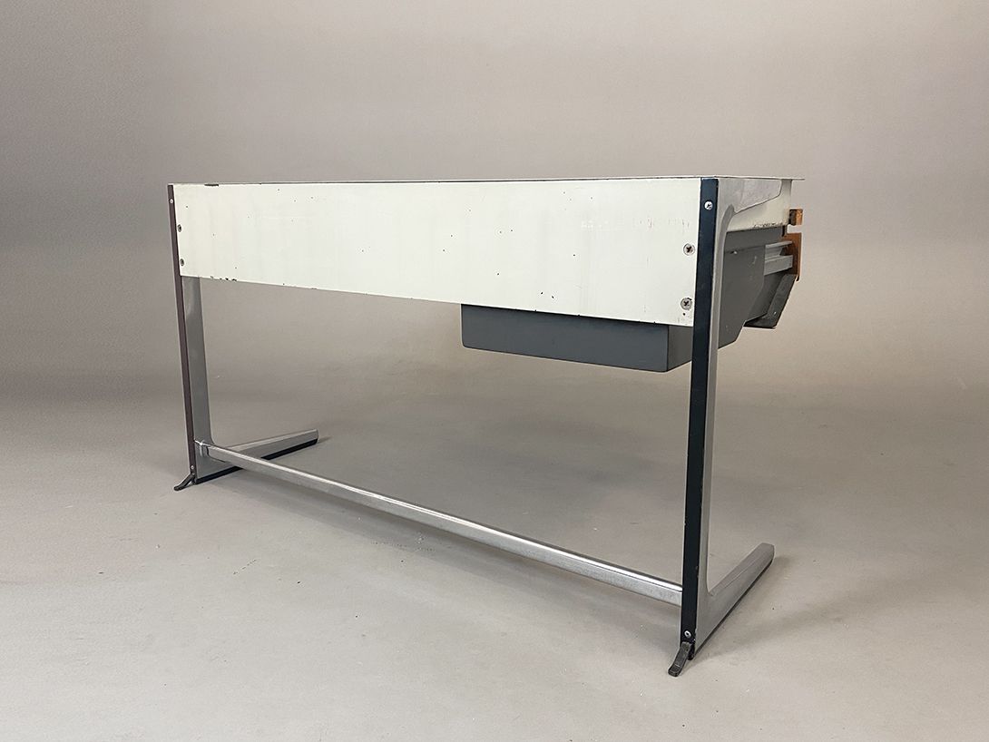 Foto Low George Nelson Side Desk Action Office for Typewriter h66x126x50