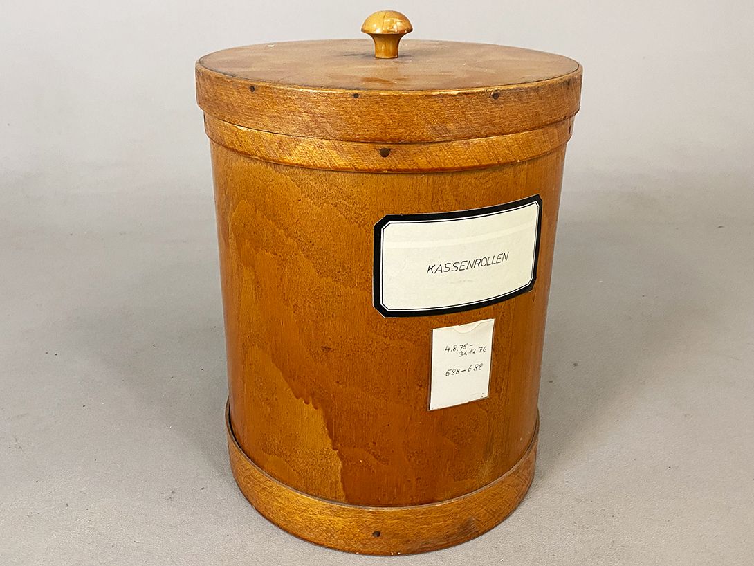 Foto Small Wooden Vessel h34x29 Luckau 1920