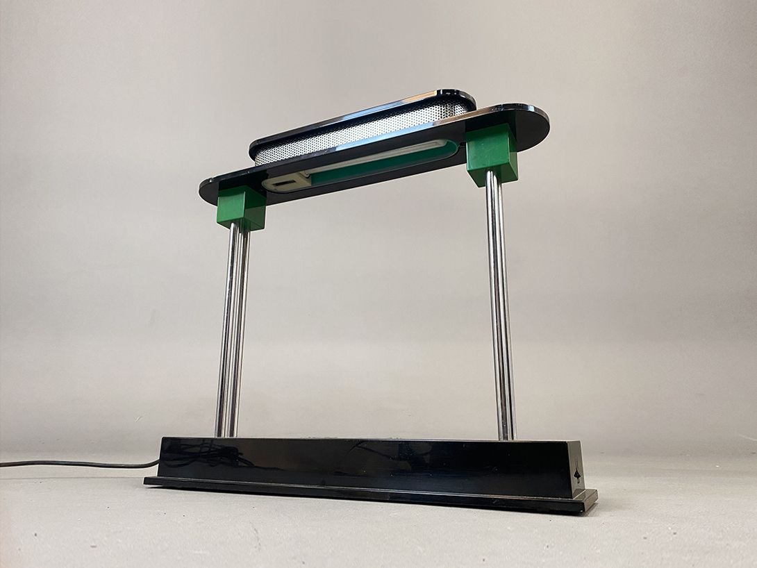Foto Black Unusual Desk Lamp h42 RF5