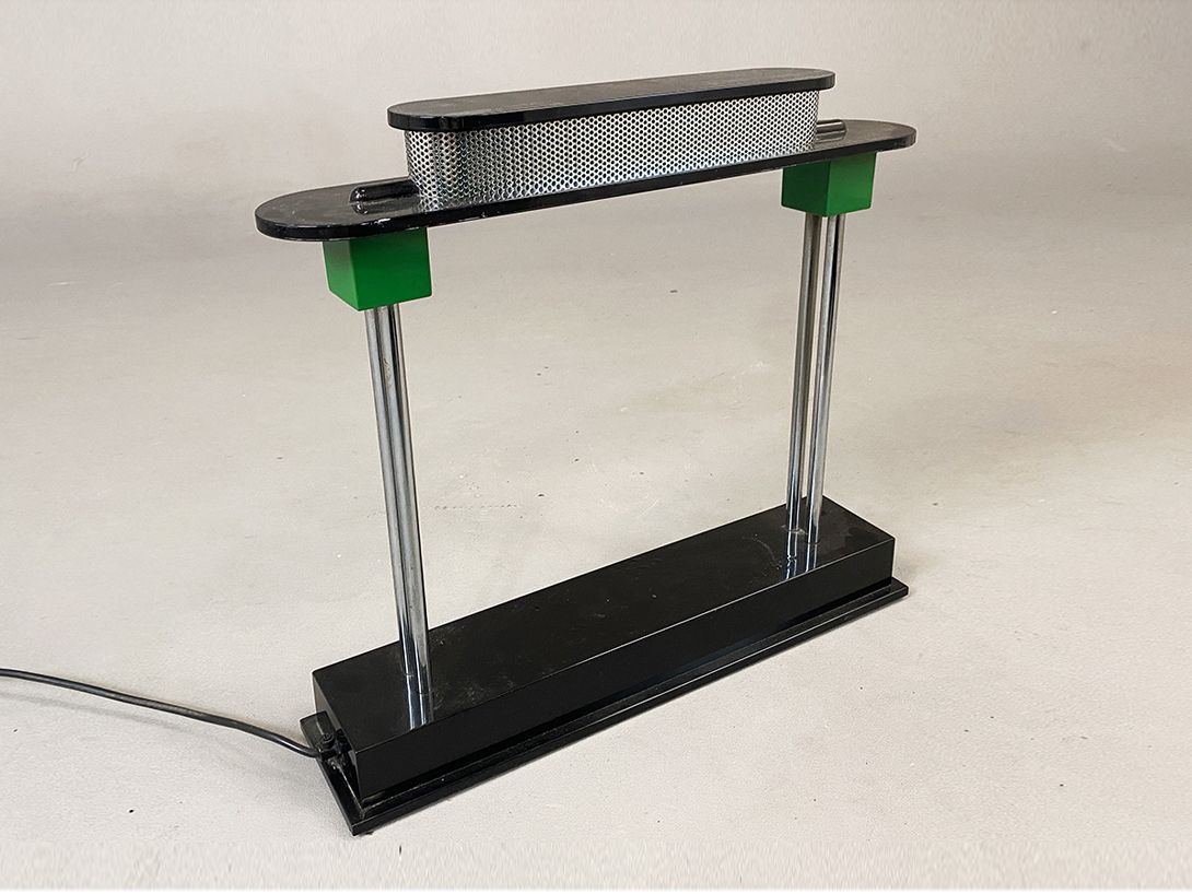 Foto Black Unusual Desk Lamp h42 RF5