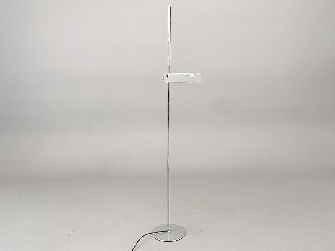 Foto Silver Futuristic Floor Lamp h146