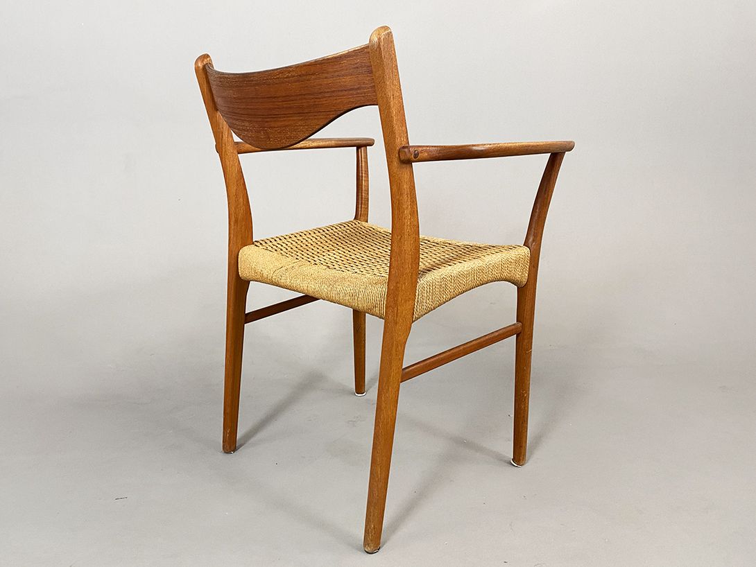 Foto Teak Wooden Dining Chair with Wicker Seat