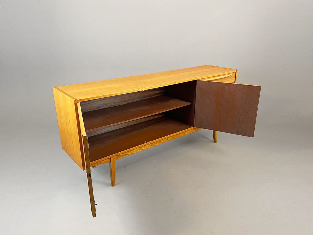 Foto Sideboard Serie 601 Franz Ehrlich GDR 1960 w190