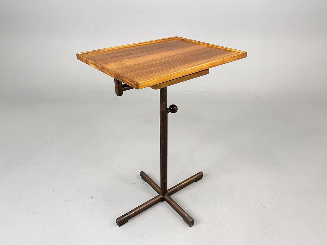 Foto Adjustable Speaker&#8217;s Desk / Side Table h105x52x51