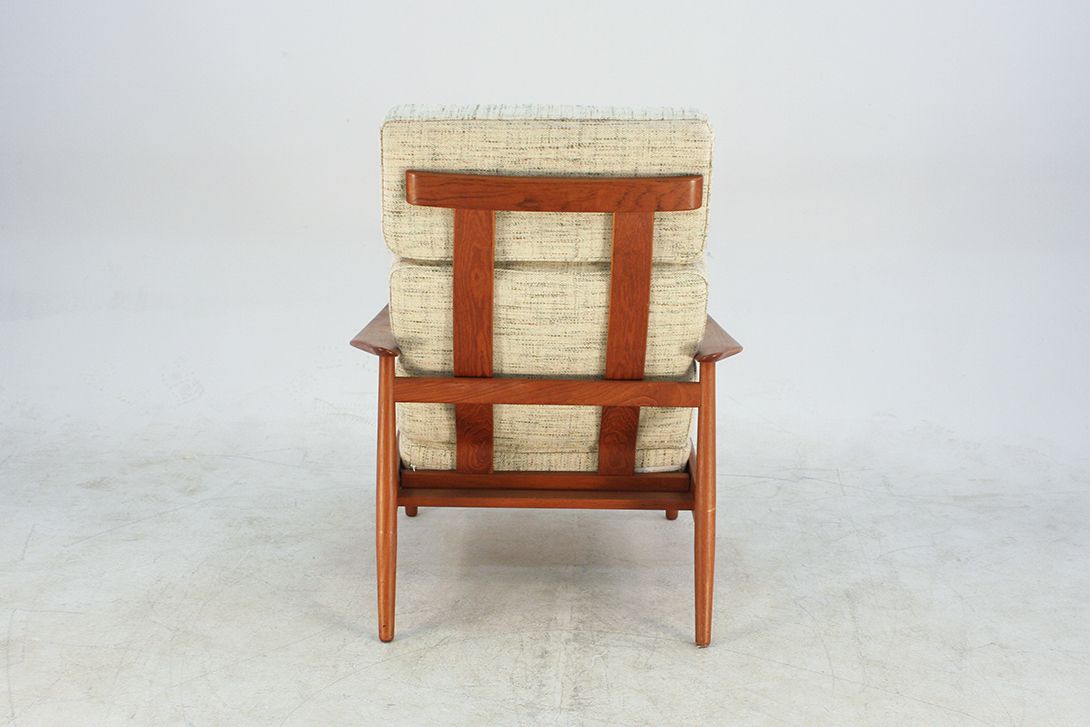 Foto Danish Teak Highback Lounge Chair
