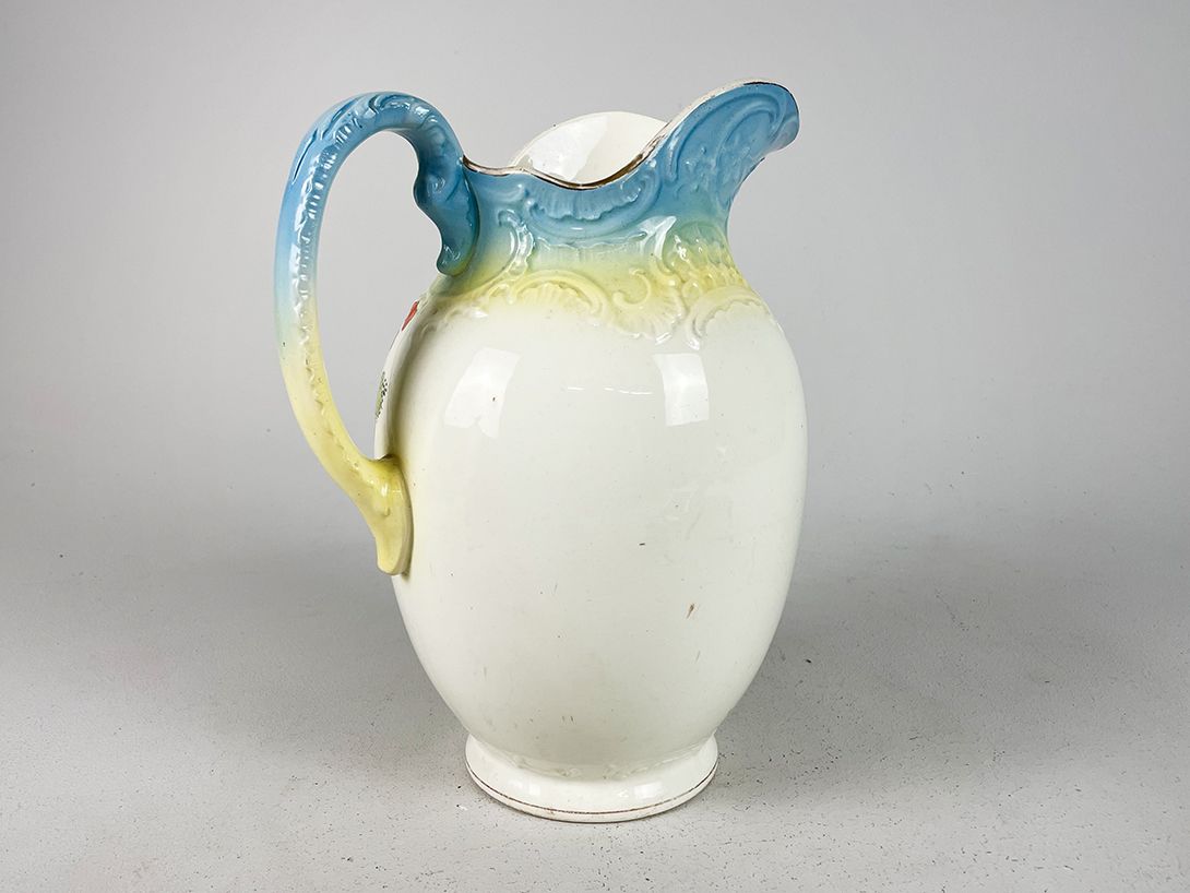 Foto Romantic Pastel Jug Vase with handpainted Flowers, Bonn h32