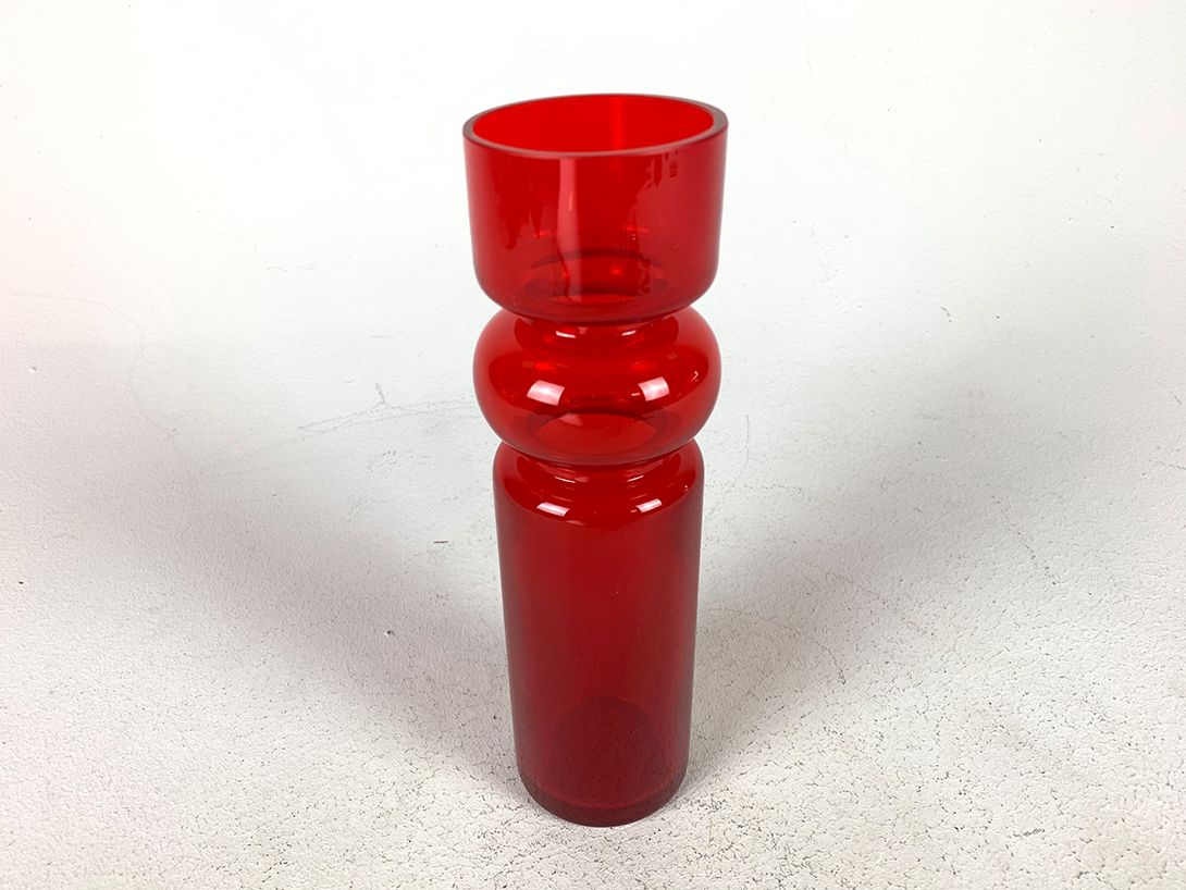 Foto Slim Red Glass Vase h25