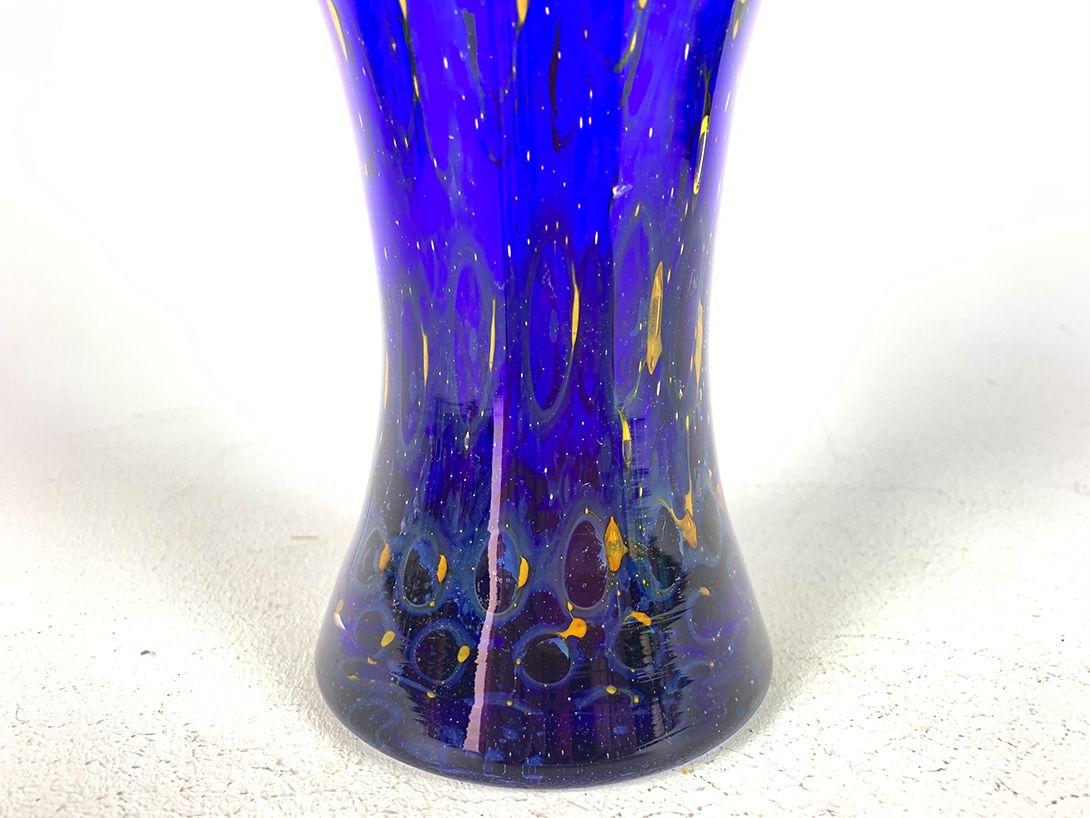 Foto Thick Blue Murano Glass Vase with Gold Sprinkles h22