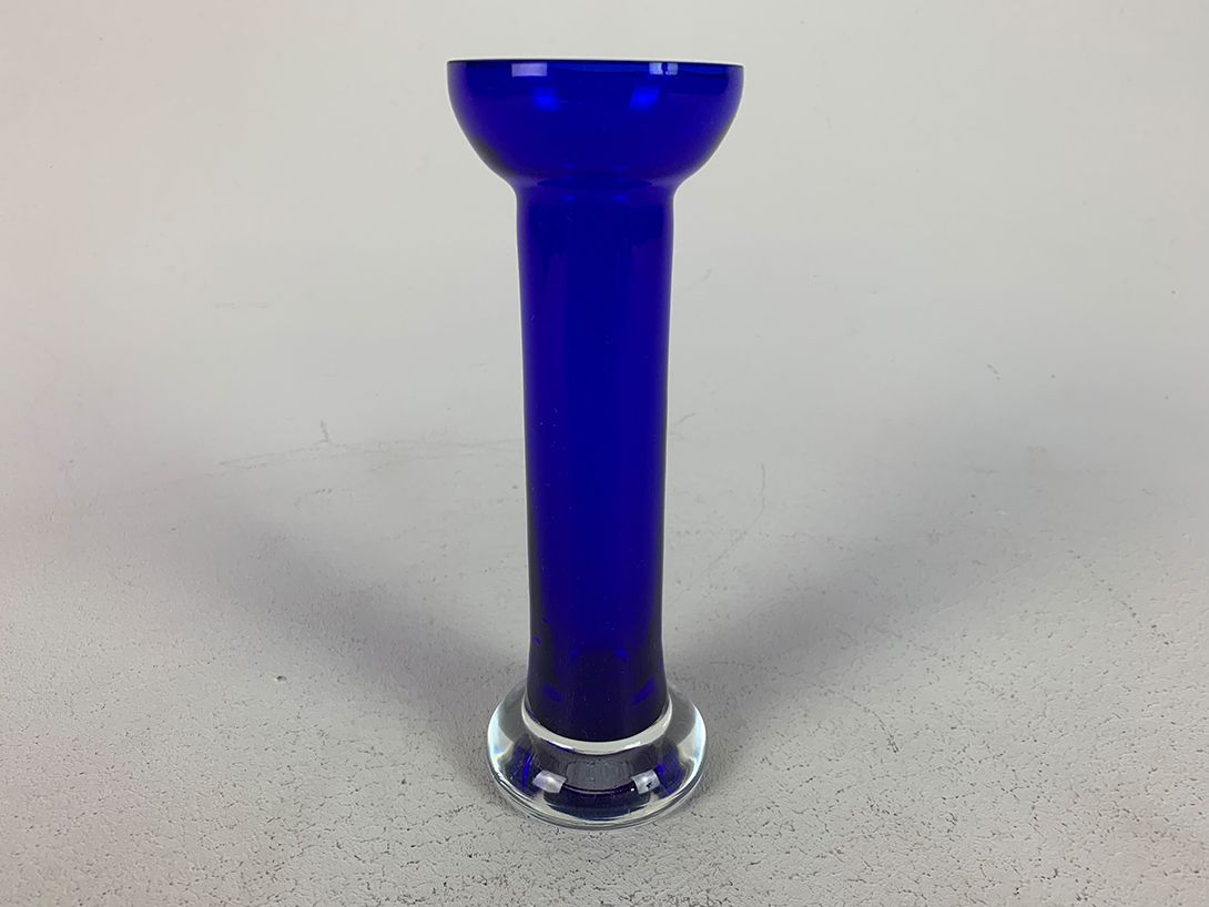 Foto Small Blue Glass Vase h20