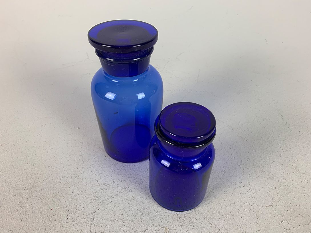 Foto Blue Apothecary Glasses, different Sizes